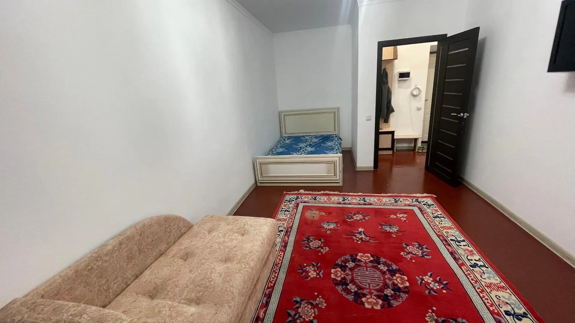 One-Room Apartment Nur-Sultan